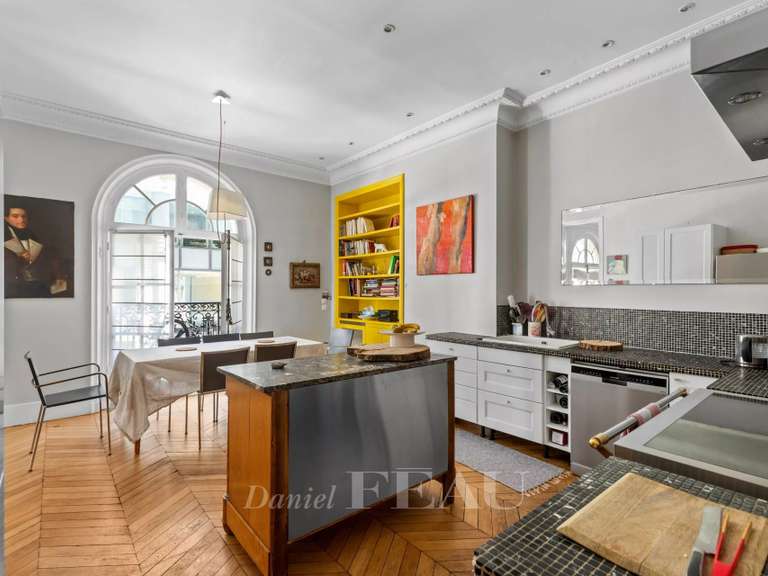 Appartement Paris 8e - 3 chambres - 190m²
