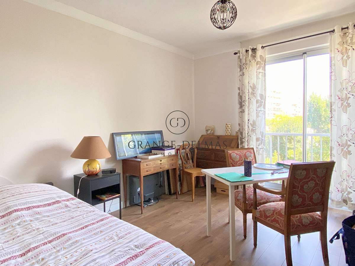 Apartment Bordeaux