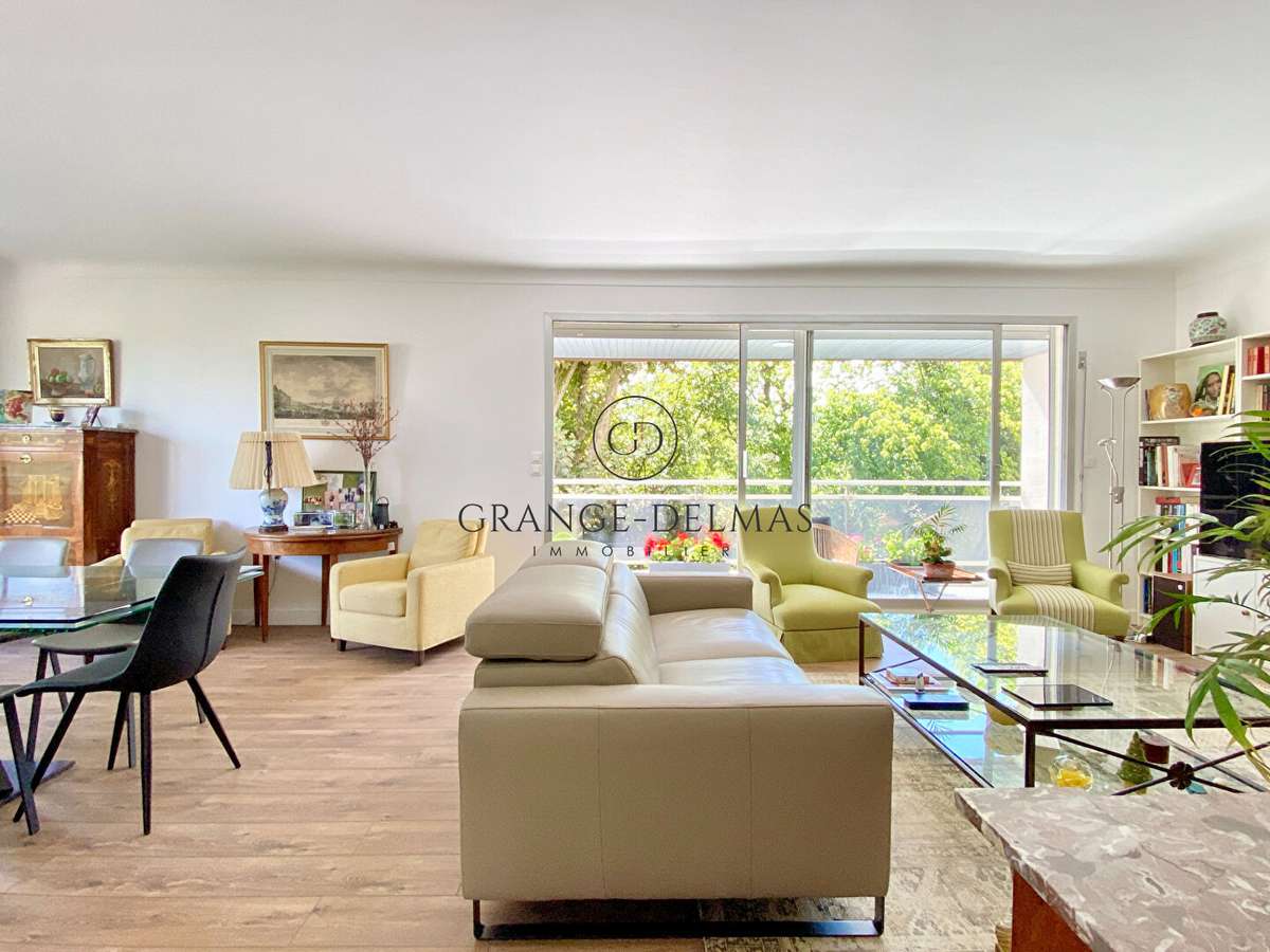 Apartment Bordeaux