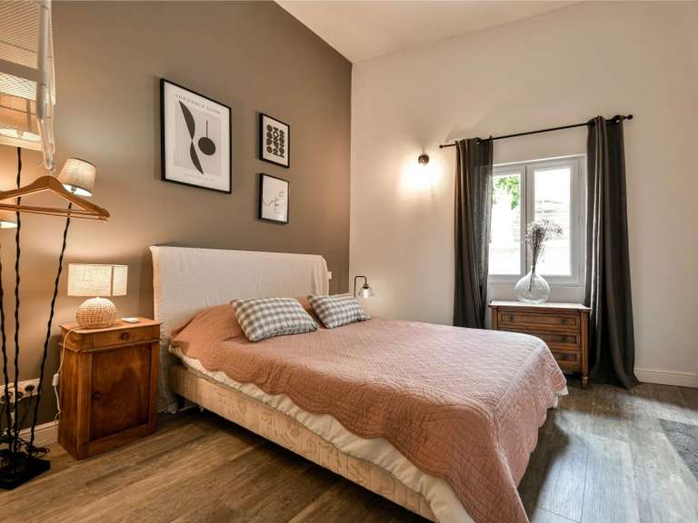 Maison Uzès - 7 chambres - 281m²
