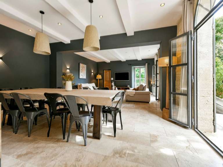 Maison Uzès - 7 chambres - 281m²
