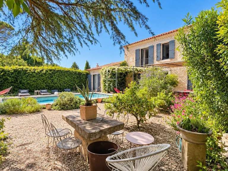Maison Saint-Rémy-de-Provence - 5 chambres - 250m²