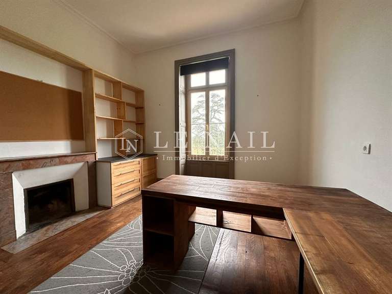 Château Sainte-Hermine - 8 chambres - 670m²