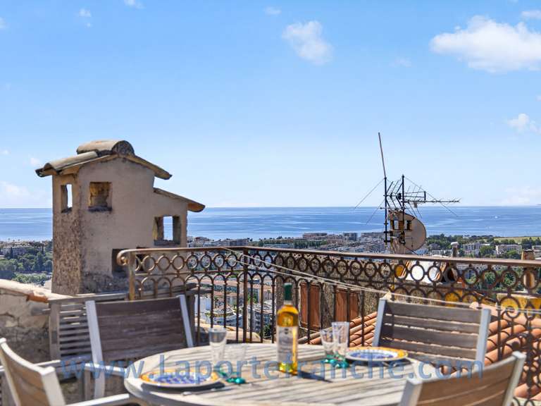 Maison Cagnes-sur-Mer - 2 chambres - 122m²