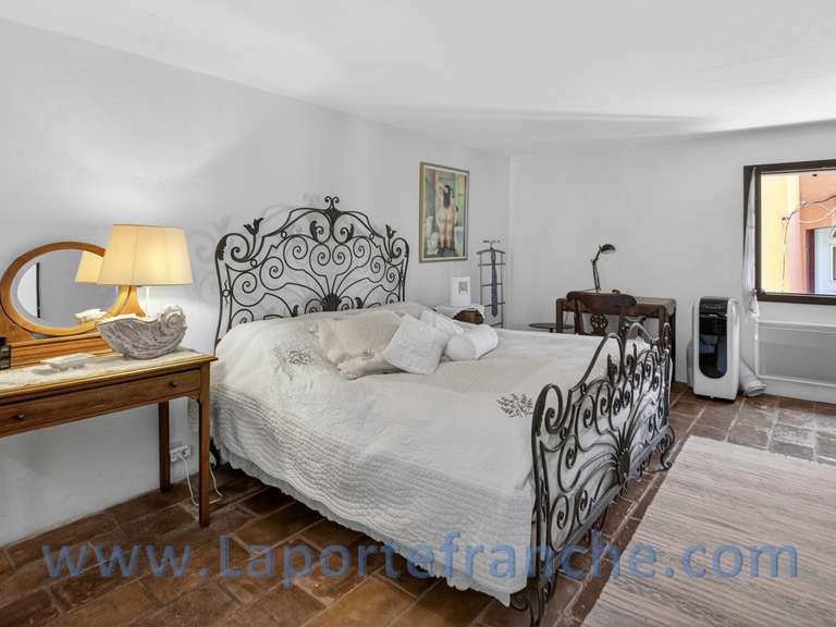 Maison Cagnes-sur-Mer - 2 chambres - 122m²