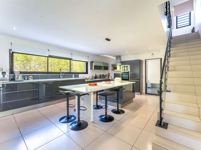 House Castelnau-le-Lez - 4 bedrooms - 200m²