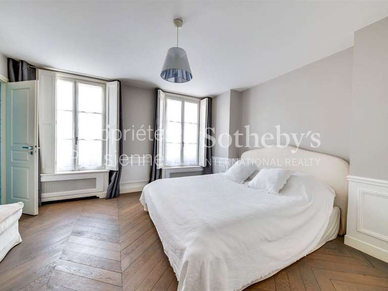 Appartement Paris 8e - 6 chambres - 296m²