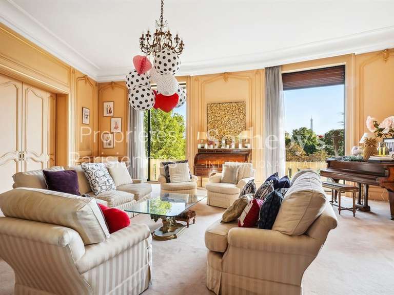 Appartement Paris 16e - 3 chambres - 403m²
