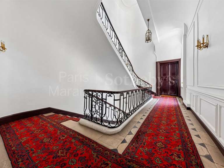 Appartement Paris 1er - 3 chambres - 169m²