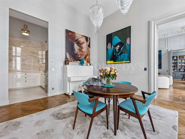 Appartement Paris 1er - 3 chambres - 169m²