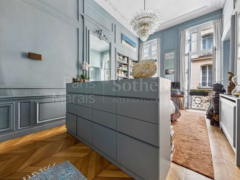 Appartement Paris 1er - 3 chambres - 169m²