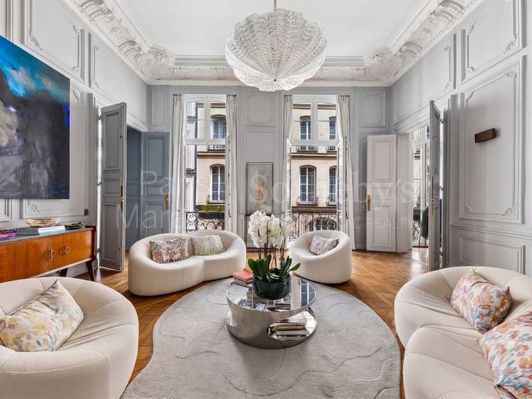 Appartement Paris 1er - 3 chambres - 169m²