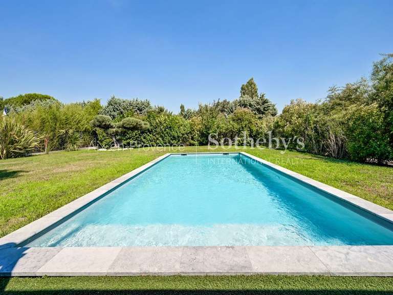 Maison Bouc-Bel-Air - 5 chambres - 250m²