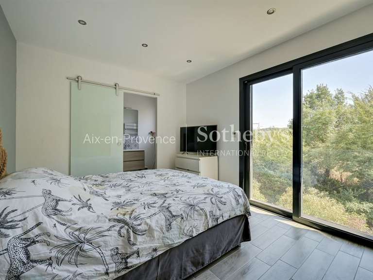 Maison Bouc-Bel-Air - 5 chambres - 250m²
