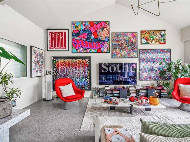 Maison Neuilly-sur-Seine - 3 chambres - 210m²
