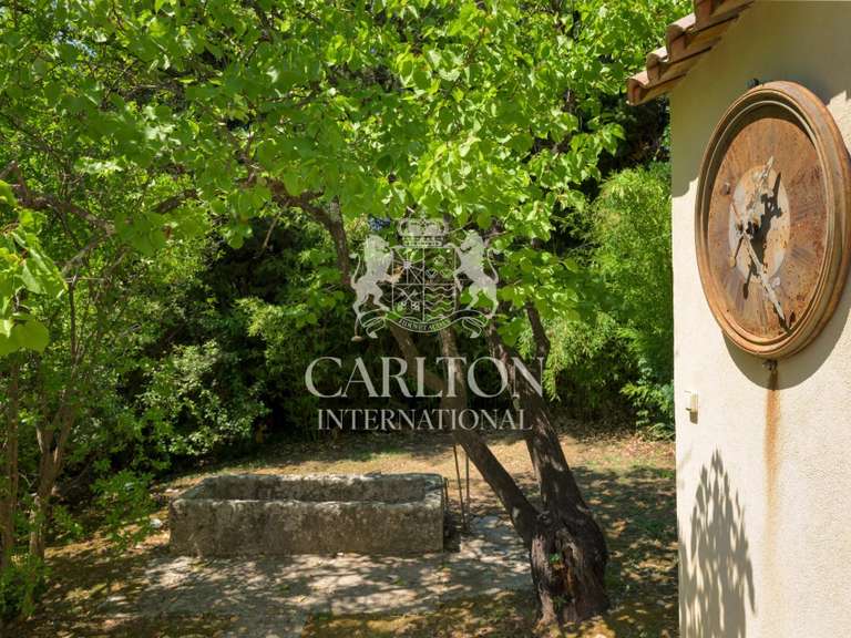 Propriété Châteauneuf-Grasse - 5 chambres - 300m²