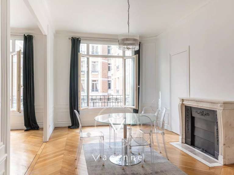 Appartement Paris 7e - 1 chambre - 94m²