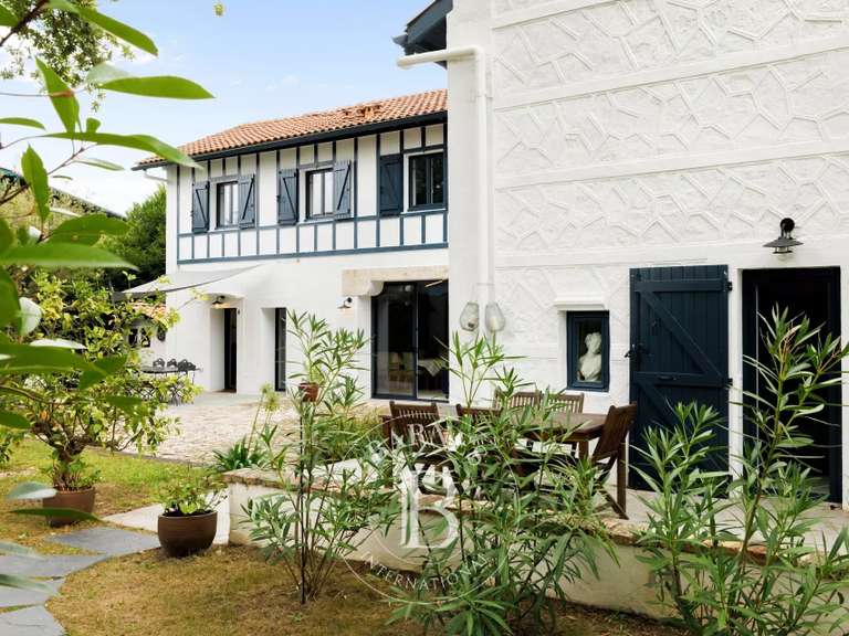 Maison Ciboure - 4 chambres - 175m²
