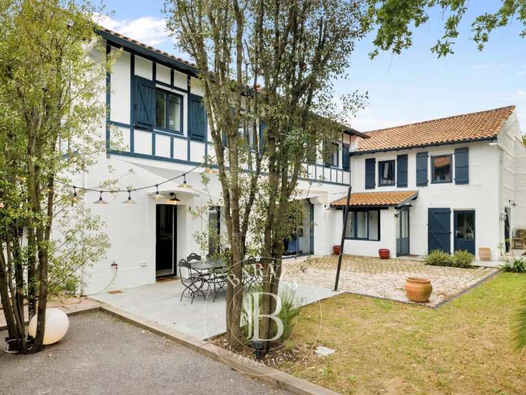 Maison Ciboure - 4 chambres - 175m²