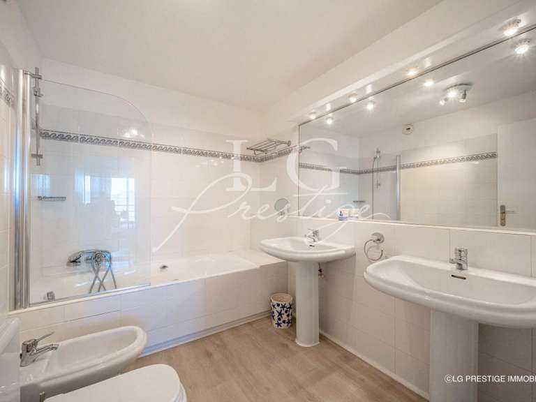 Appartement avec Vue sur mer Mandelieu-la-Napoule - 3 chambres - 125m²