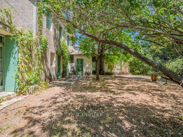 Propriété Castelnau-le-Lez - 15 chambres - 650m²