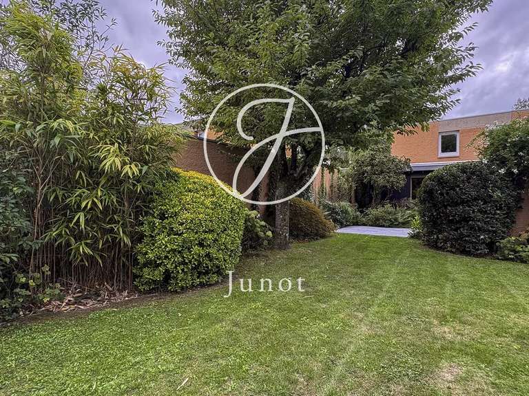 Maison Villeneuve-d'Ascq - 3 chambres - 108m²
