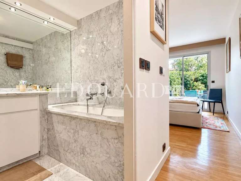 Appartement Roquebrune-Cap-Martin - 2 chambres - 80m²
