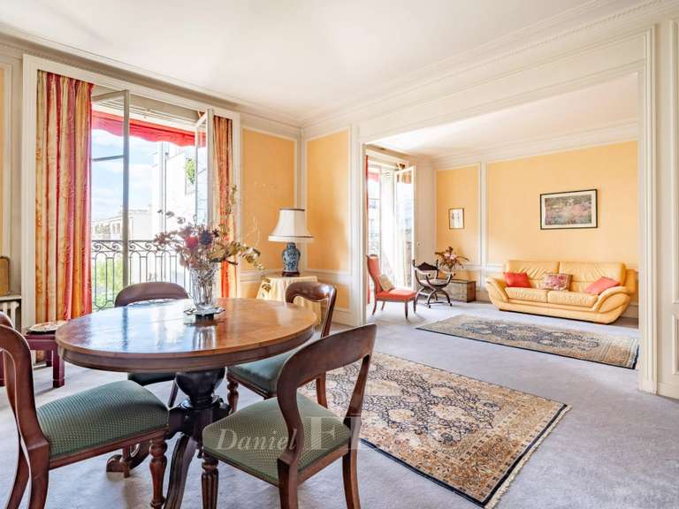 Appartement Neuilly-sur-Seine - 3 chambres - 151m²