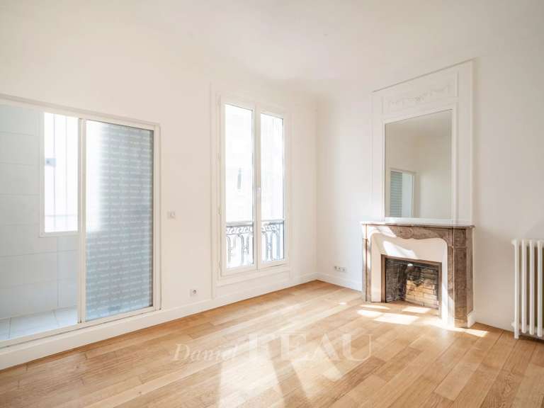 Appartement Paris 16e - 3 chambres - 147m²