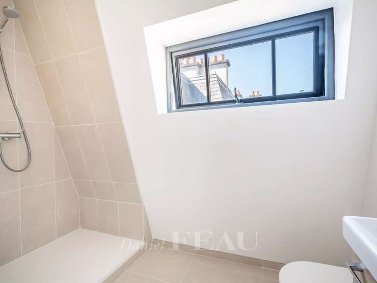 Appartement Paris 16e - 3 chambres - 108m²
