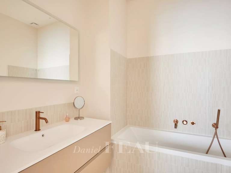 Appartement Marseille 8e - 3 chambres - 145m²