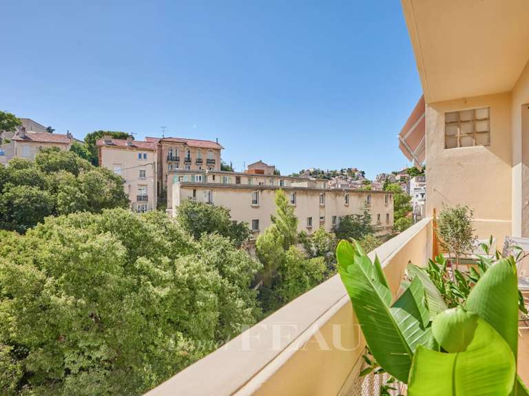 Appartement Marseille 8e - 3 chambres - 145m²
