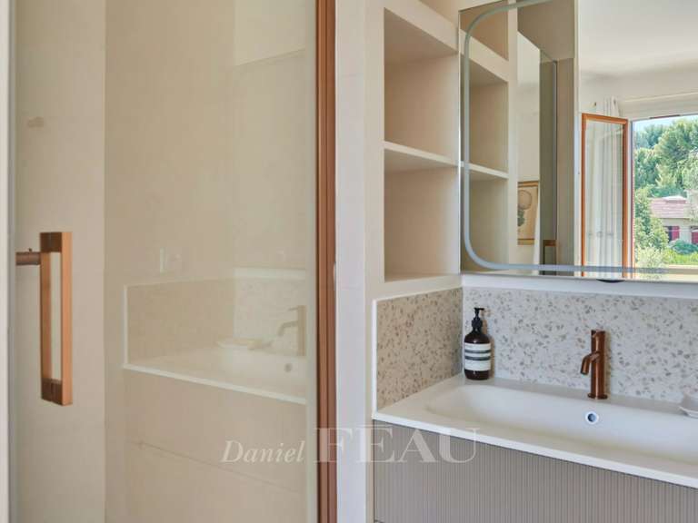 Appartement Marseille 8e - 3 chambres - 145m²