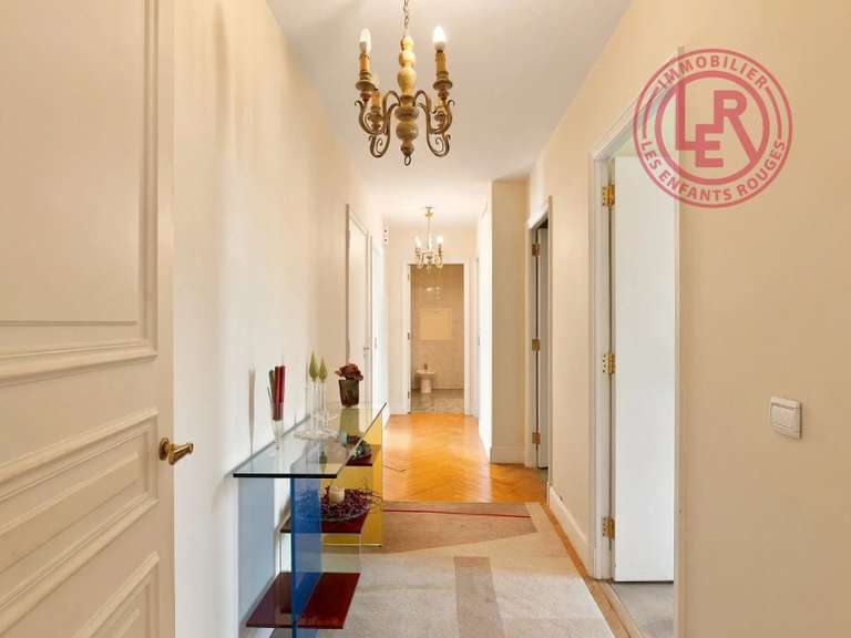 Appartement Paris 6e - 4 chambres - 208m²