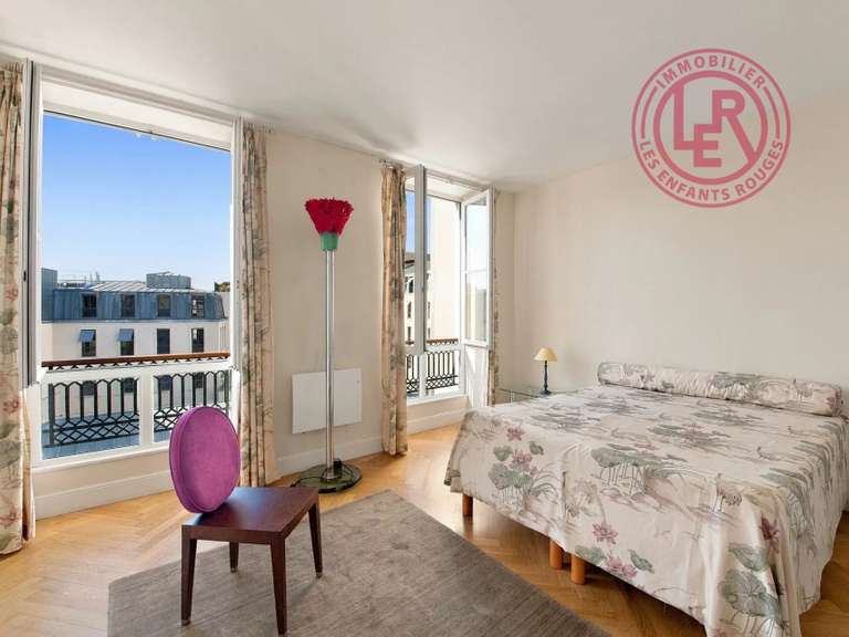 Appartement Paris 6e - 4 chambres - 208m²