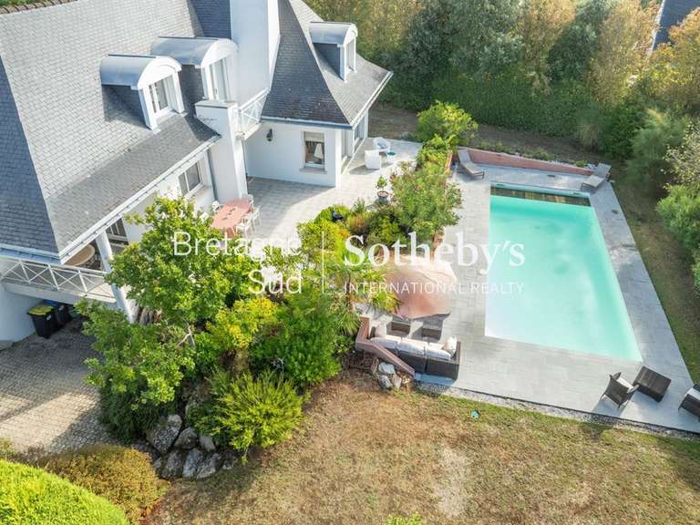 Propriété Saint-Marc-sur-Mer - 4 chambres - 208m²