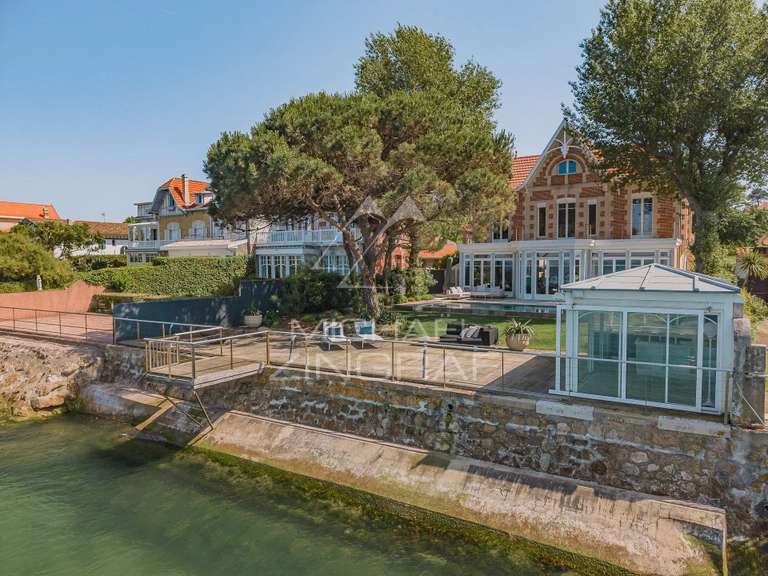 House Arcachon - 5 bedrooms - 400m²