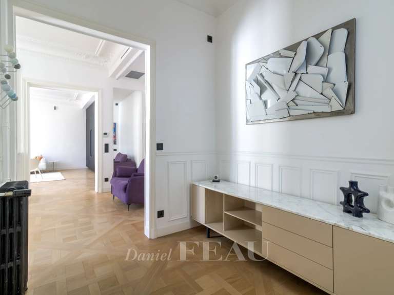 Appartement Paris 7e - 2 chambres - 80m²