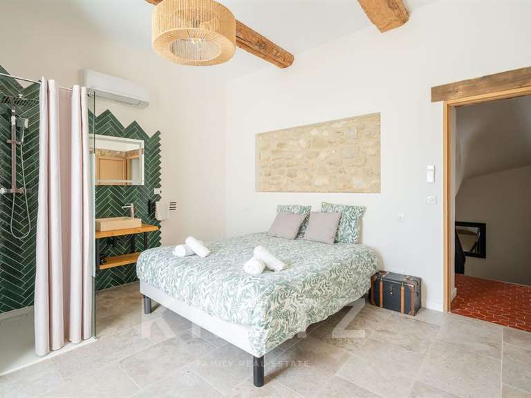 Maison Bonnieux - 17 chambres - 832m²