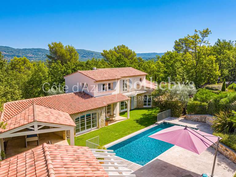 Maison Tourrettes - 2 chambres - 208m²