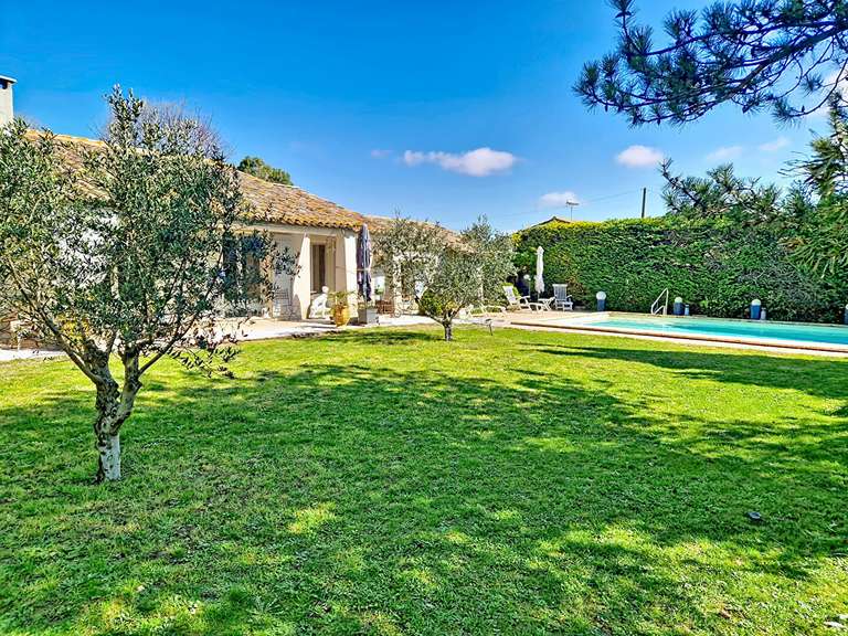 Maison Les Angles - 5 chambres - 190m²