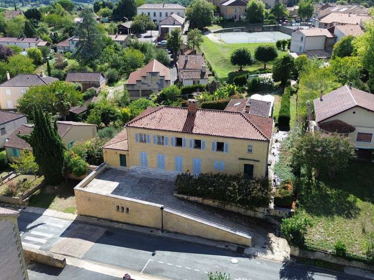 Maison Belvès - 7 chambres - 320m²