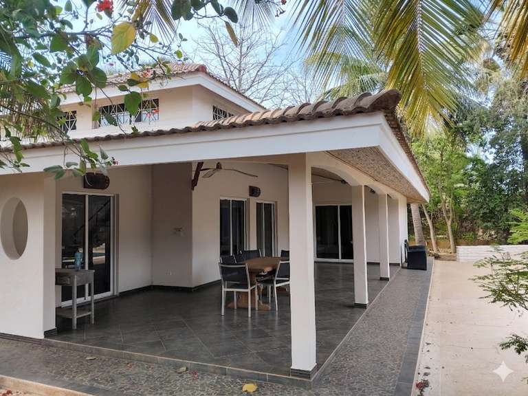 Villa Senegal - 4 bedrooms - 220m²