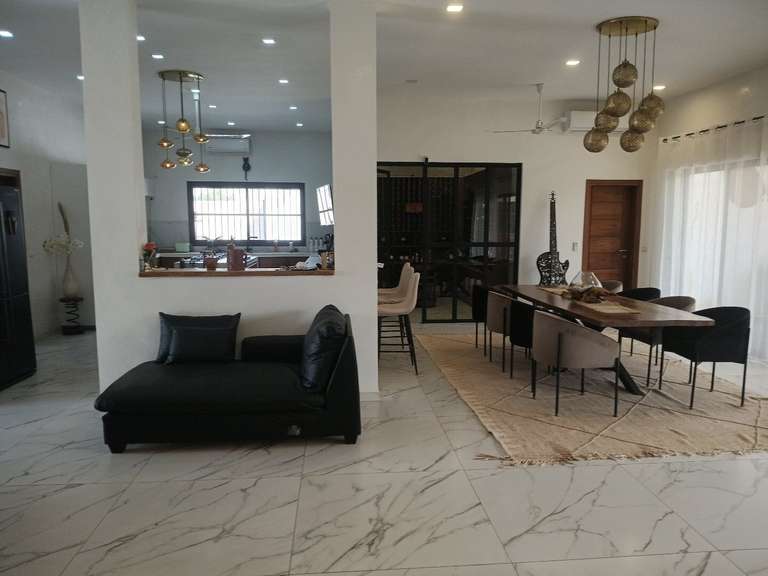 House Nguérigne - 6 bedrooms - 320m²