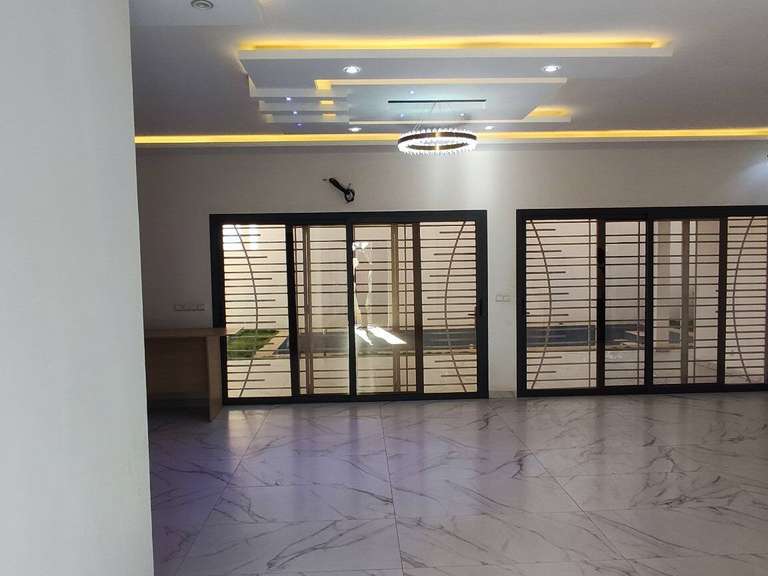 House Nguérigne - 5 bedrooms - 500m²