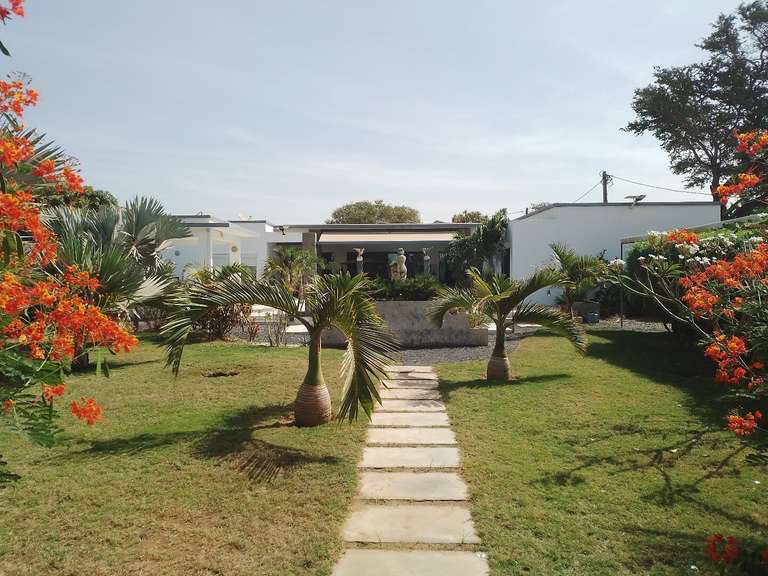Villa Nguérigne - 3 bedrooms - 300m²