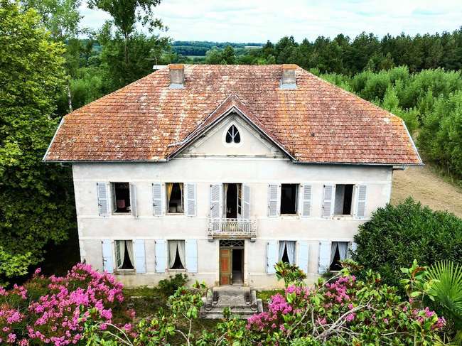 Maison 10 pièces 400 m² · à Dax · 400 m² · 649 000 €
