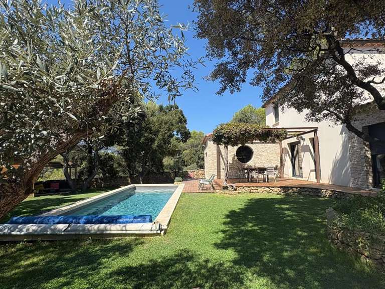 Maison Cornillon-Confoux - 130m²