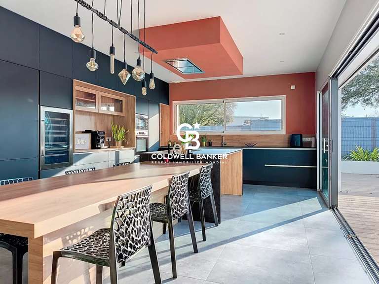 Maison Talmont-Saint-Hilaire - 3 chambres - 132m²
