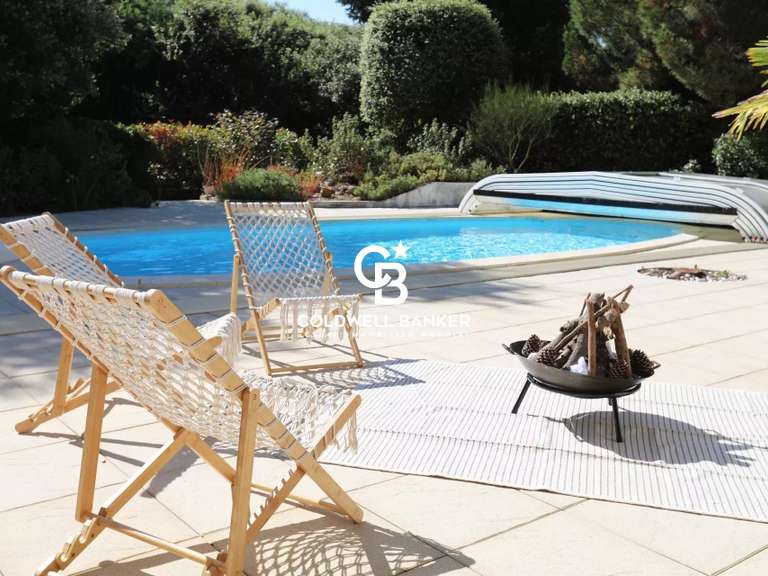 House Talmont-Saint-Hilaire - 4 bedrooms - 211m²